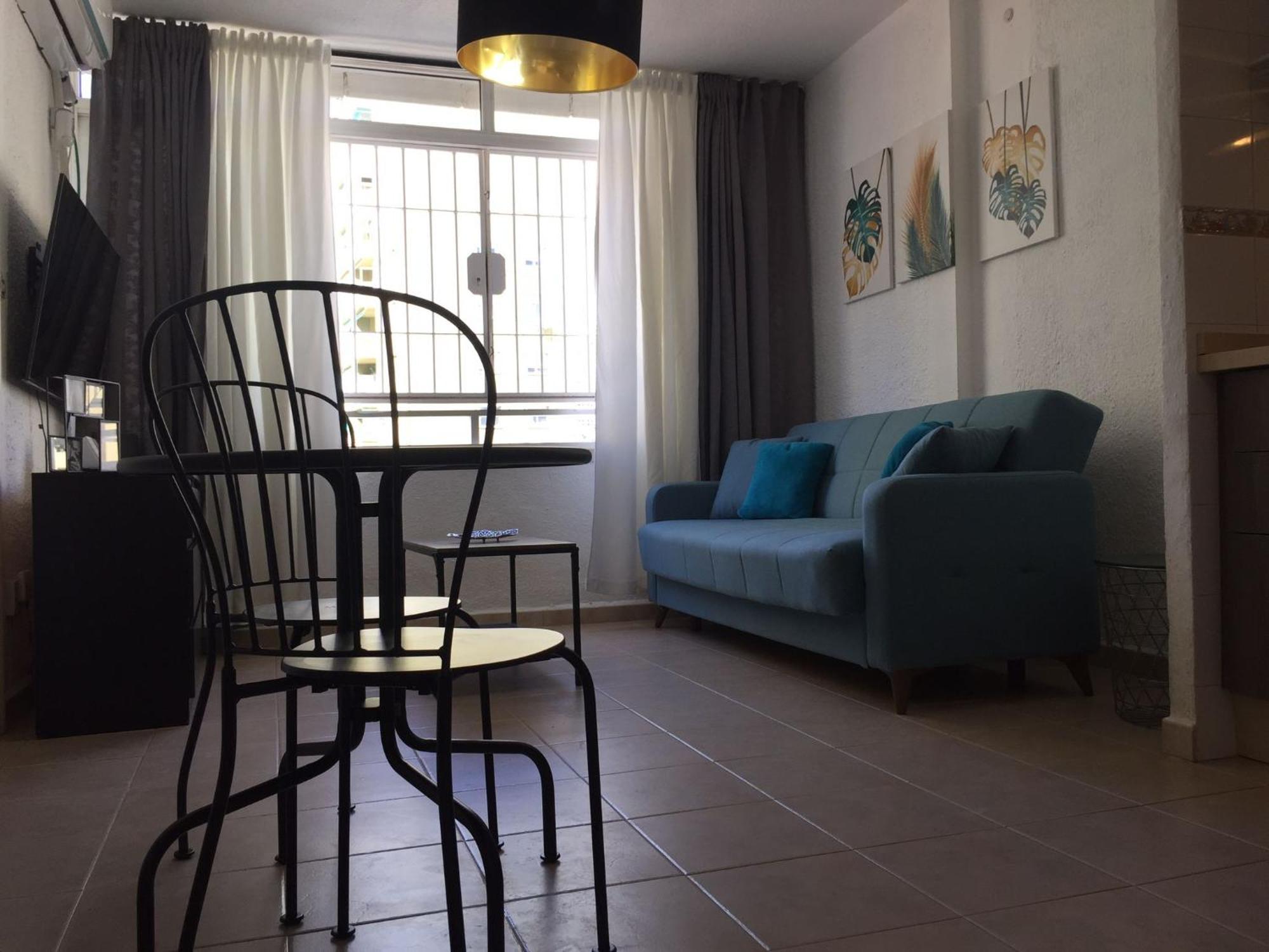 Estudio Amplio En El Corazon De 托雷莫利诺斯 外观 照片